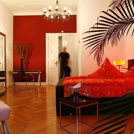 Stars Guest house 3*